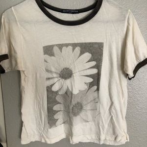 Brandy Melville t-shirt-work once
